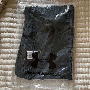 Men’s Under Armour Shorts - Brand New